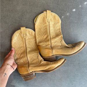 Vintage Wrangler Cowboy Boots |